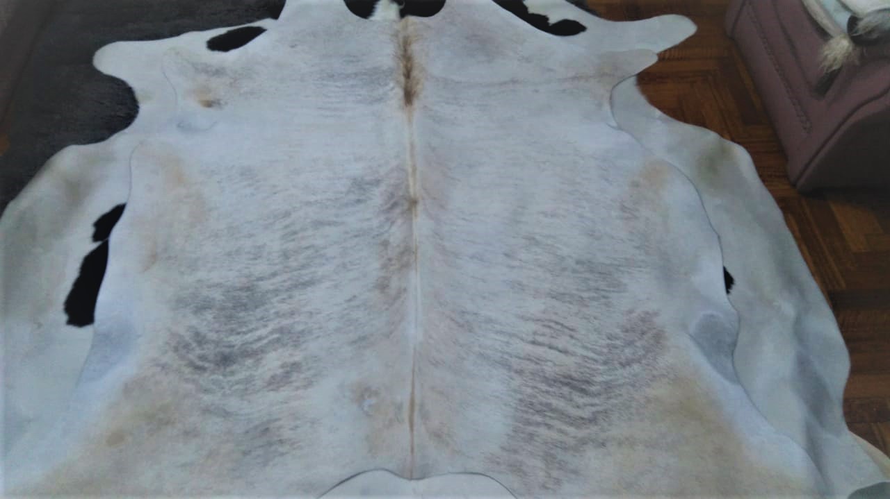 Cuero Vacuno Natural de 3.50 Hasta 3.99 Metros Atardecer Argentino